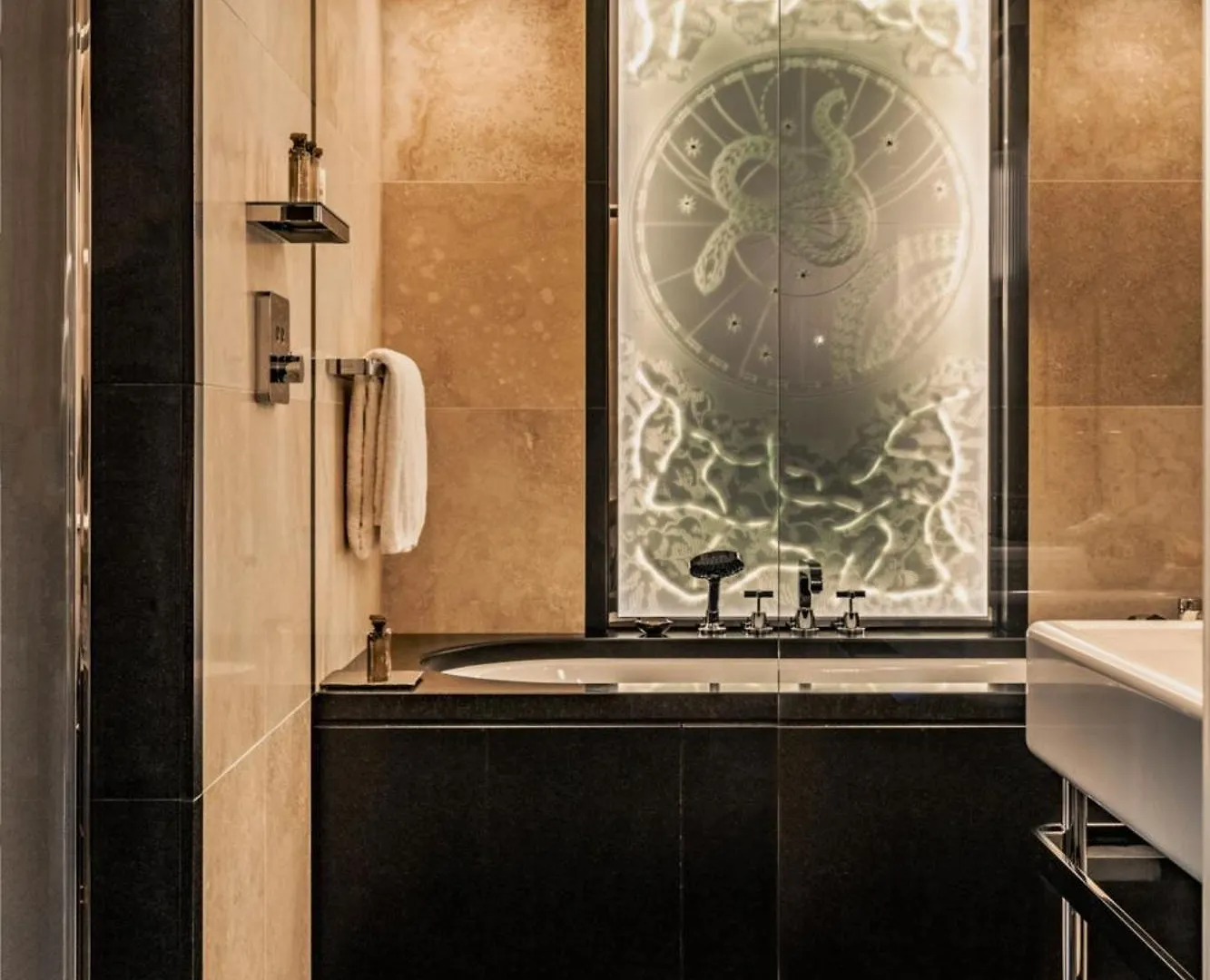 Bvlgari Hotel Paris 5*,