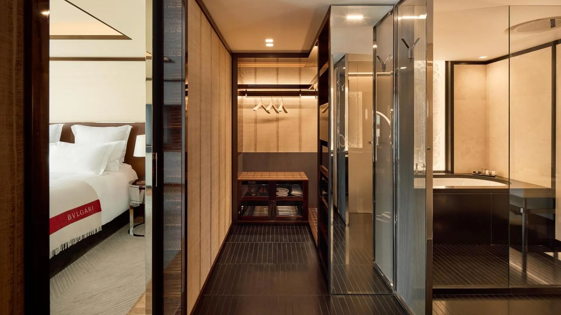 Bvlgari Hotel パリ 5*,